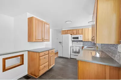 2111 W 7560 S, West Jordan, UT 84084 - Photo 13