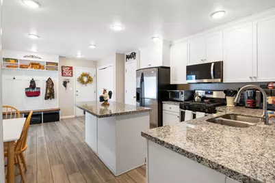 669 W Coachman Way S, Riverdale, UT 84405 - Photo 9