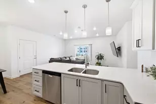 2303 E 830 S, Spanish Fork, UT 84660 - Photo 9