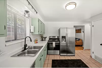 1847 S 1100 E, Salt Lake City, UT 84105 - Photo 23
