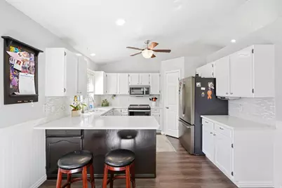 46 N 750 W, Layton, UT 84041 - Photo 9