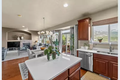 14961 S Winged Bluff Ln, Draper (UT Cnty), UT 84020 - Photo 5