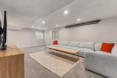 436 W 325 N, Clearfield, UT 84015 - Photo 25