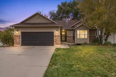 436 W 325 N, Clearfield, UT 84015 - Photo 3