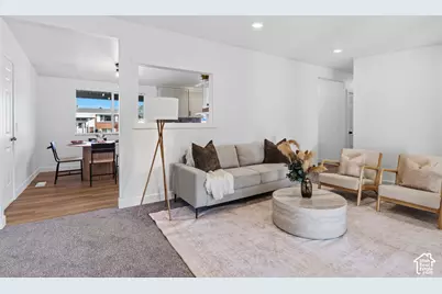 2015 W 4225 S, Roy, UT 84067 - Photo 13