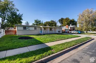 2015 W 4225 S, Roy, UT 84067 - Photo 5