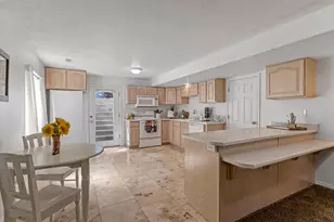 12083 S Joey Park Pl, Draper, UT 84020 - Photo 31
