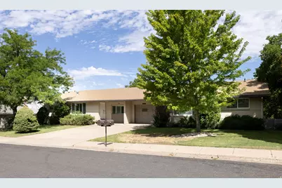 270 E 5100 S, Washington Terrace, UT 84405 - Photo 3