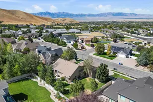 1252 Haylie Ln, Tooele, UT 84074 - Photo 33