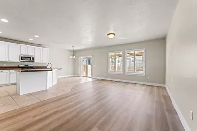 1587 W 430 N, Lindon, UT 84042 - Photo 5