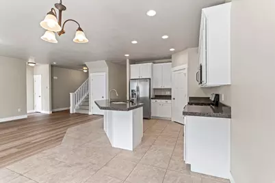 1587 W 430 N, Lindon, UT 84042 - Photo 9