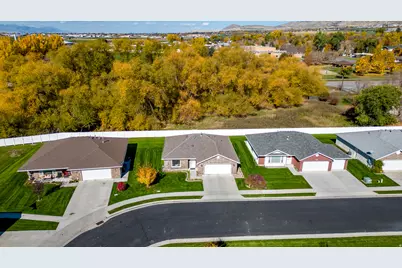 275 W 60 S, Hyde Park, UT 84318 - Photo 47
