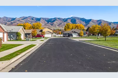 275 W 60 S, Hyde Park, UT 84318 - Photo 31
