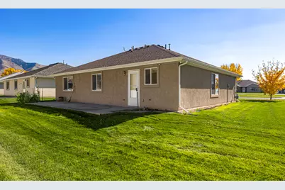 275 W 60 S, Hyde Park, UT 84318 - Photo 27