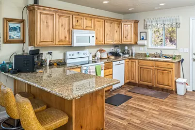 275 W 60 S, Hyde Park, UT 84318 - Photo 11