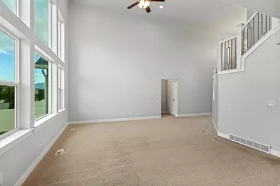 6622 W Indigo Dr, Herriman, UT 84096 - Photo 5