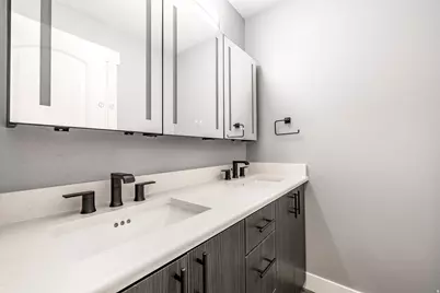 488 E 475 N, Ogden, UT 84404 - Photo 25