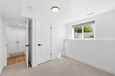 10251 S 535 E, Sandy, UT 84070 - Photo 15
