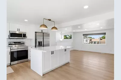 10251 S 535 E, Sandy, UT 84070 - Photo 3