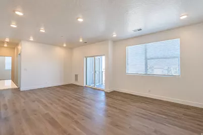 5801 S Garnet Dr #1302, Saint George, UT 84790 - Photo 11
