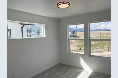 2032 W Leap Frog Rd #919, Eagle Mountain, UT 84005 - Photo 5