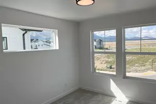 2032 W Leap Frog Rd, Eagle Mountain, UT 84005 - Photo 5
