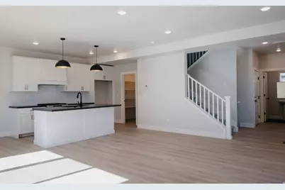 1440 W Pleasant View Dr #3, Kaysville, UT 84037 - Photo 5