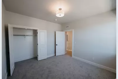 1440 W Pleasant View Dr #3, Kaysville, UT 84037 - Photo 13