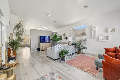 23 N Shadow Ridge Dr, Washington, UT 84780 - Photo 11