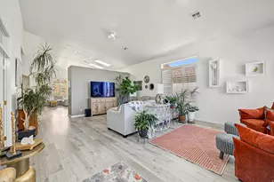 23 N Shadow Ridge Dr, Washington, UT 84780 - Photo 11