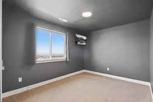 4452 W Bartlett Dr, Herriman, UT 84096 - Photo 19