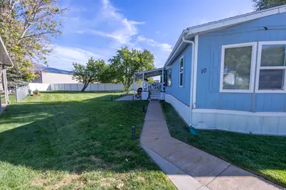 935 E 3000 N #10, Layton, UT 84040 - Photo 3