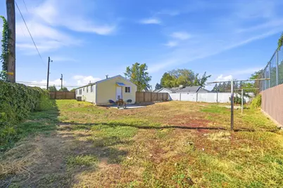 2058 W 4400 S, Roy, UT 84067 - Photo 23
