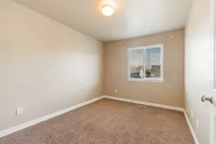 3166 W Desert Lily Dr, Lehi, UT 84043 - Photo 25