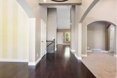 8994 S Forest Lake Cir, Cedar Hills, UT 84062 - Photo 13