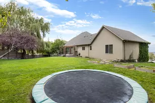 8994 S Forest Lake Circle, Cedar Hills, UT 84062 - Photo 57