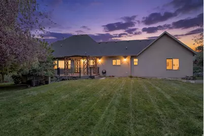 8994 S Forest Lake Cir, Cedar Hills, UT 84062 - Photo 3