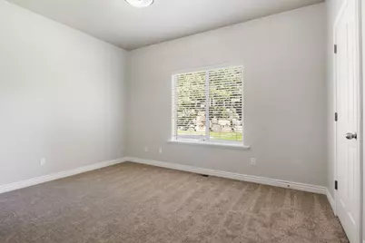 8994 S Forest Lake Cir, Cedar Hills, UT 84062 - Photo 35