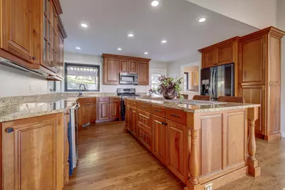 1138 Ironwood Cir, North Salt Lake, UT 84054 - Photo 21