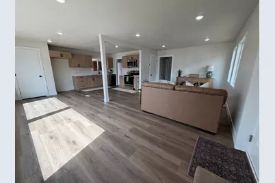 272 E 4800 S, Washington Terrace, UT 84405 - Photo 5