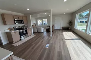 272 E 4800 S, Washington Terrace, UT 84405 - Photo 3