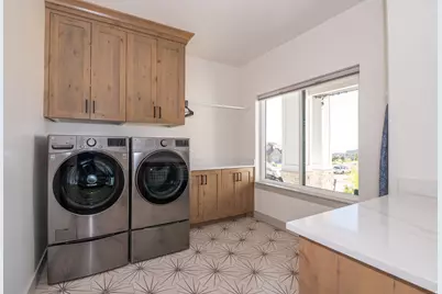 846 E Mountain Rd, North Ogden, UT 84414 - Photo 25
