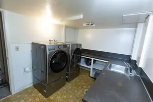 1310 S 200 W, Bountiful, UT 84010 - Photo 31