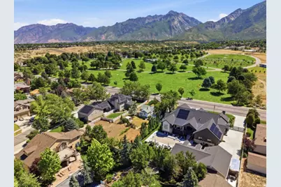 10850 S 1700 E, Sandy, UT 84092 - Photo 5