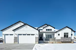 2758 S Eagle Dr, Spanish Fork, UT 84660 - Photo 3