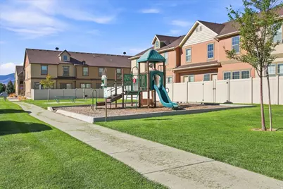 1638 N Venetian Way, Saratoga Springs, UT 84045 - Photo 19