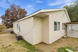 5364 S 4620 W, Salt Lake City, UT 84118 - Photo 27