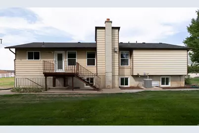 2129 W 2700 N, Farr West, UT 84404 - Photo 3