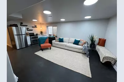 1066 N 300 E, Pleasant Grove, UT 84062 - Photo 31