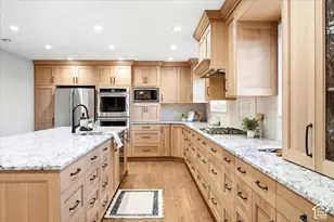 7262 S Towncrest Dr, Cottonwood Heights, UT 84121 - Photo 15